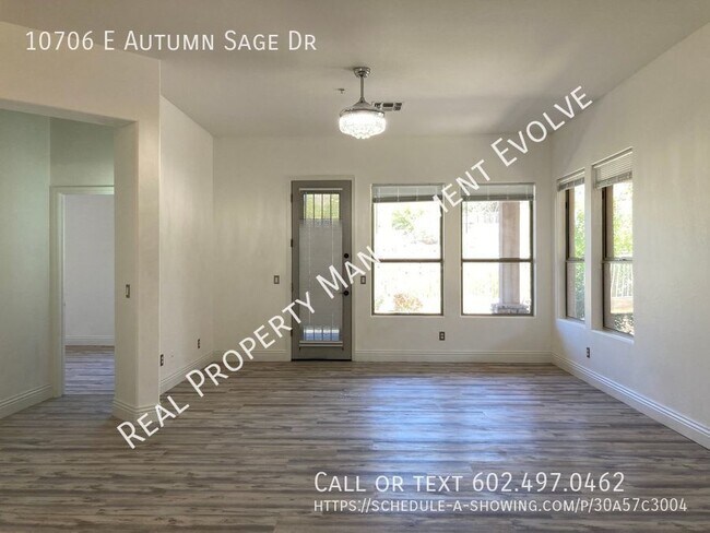 Foto del edificio - GATED & FULLY REMODELED!