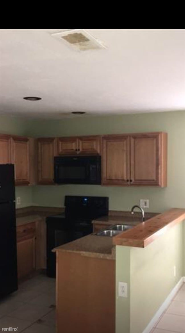 Building Photo - 5786 Cassandra Ct