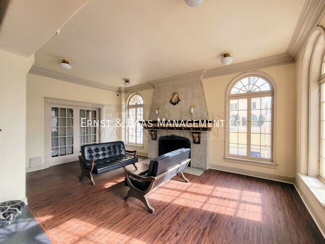 Foto del edificio - Lovely Jr. 1 bedroom in Historic Building ...