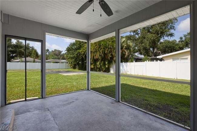 Building Photo - 1380 Sunbury Dr