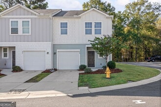 Building Photo - 463 Union Station St