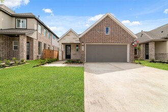 Building Photo - 6639 Sunset Velvet Dr