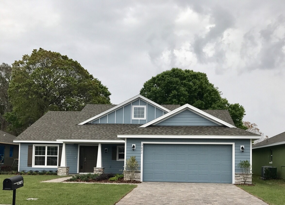 MOVE IN SPECIAL-Beautiful Energy Efficient 3/2 Home in St. Cloud - MOVE IN SPECIAL-Beautiful Energy Efficient 3/2 Home in St. Cloud