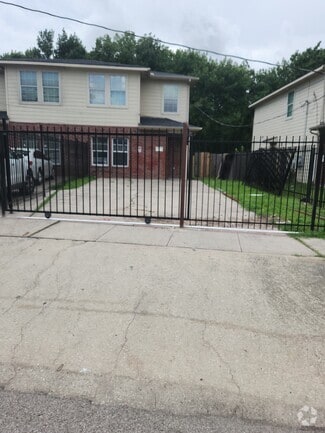 Building Photo - 8130 Jutland Rd