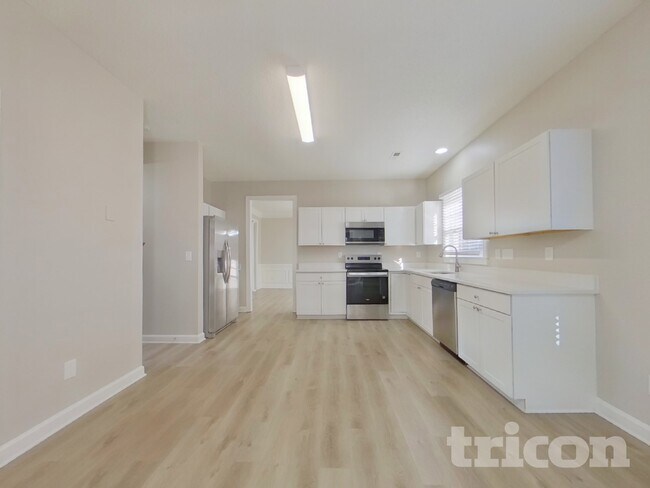 Foto del edificio - 6107 Tesh Ct