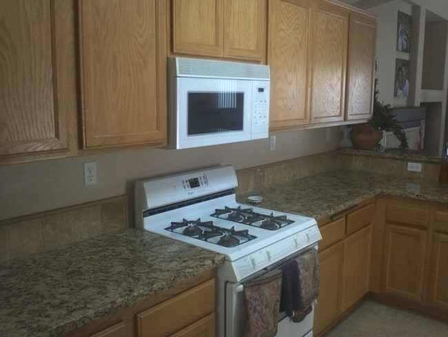 Foto del edificio - 2310 Signal Ave