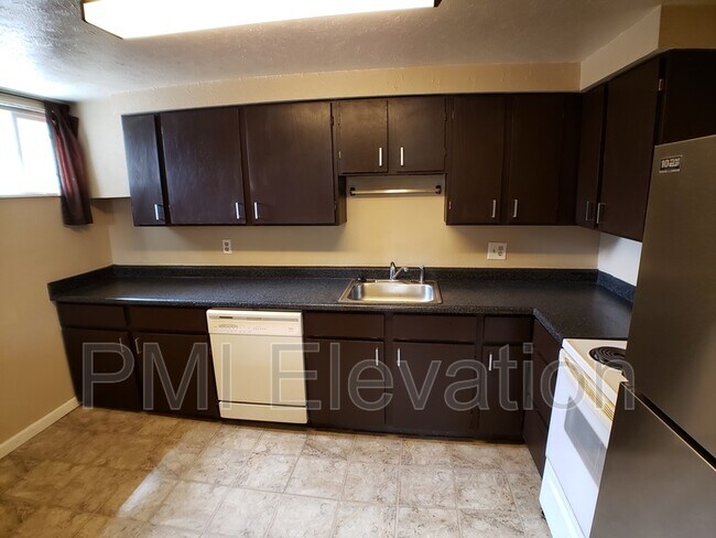 Foto del edificio - 4288 Hooker St