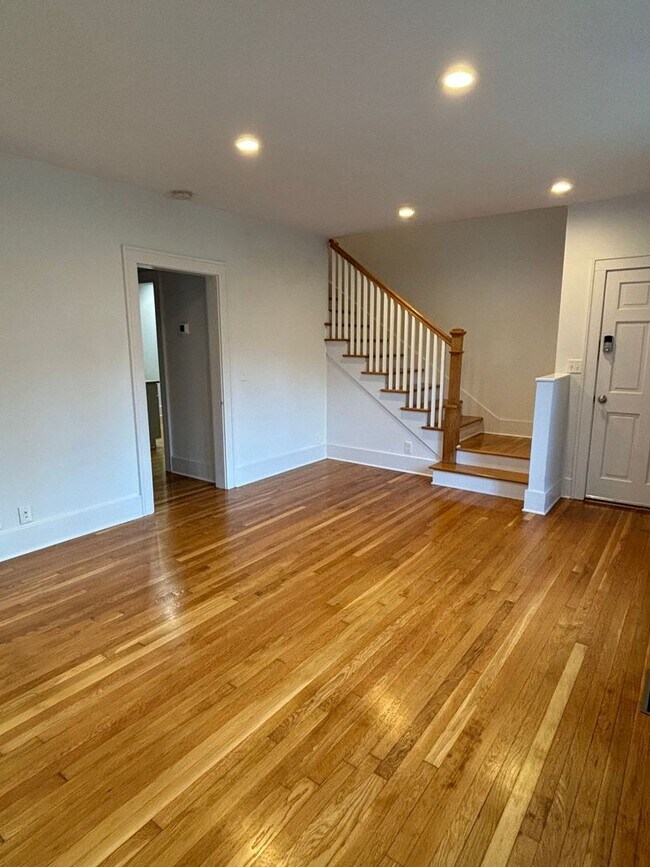 Foto del edificio - 1609 Linden Ave