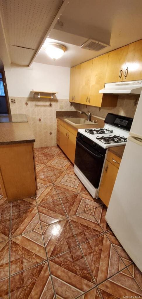 Foto del edificio - 25-36-36 76th St