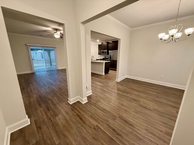 Foto del edificio - Newly Available in Heritage Bay!