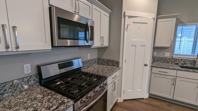 Foto del edificio - Post Falls Crown Pointe Home