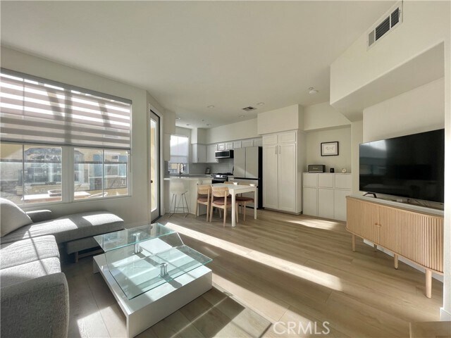 Building Photo - 1007 Terra Bella