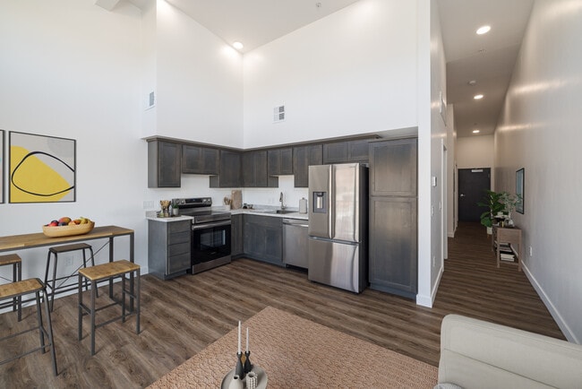 Foto del edificio - 443 Kane Creek Blvd