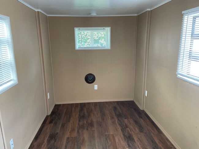 Building Photo - 38-42 Transit Street