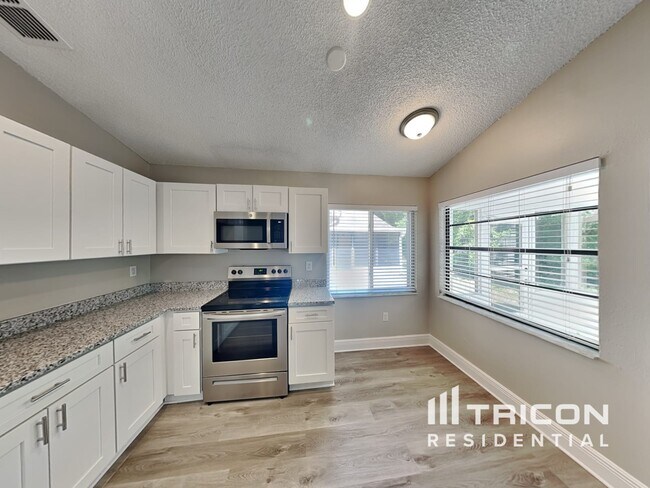 Building Photo - 8006 Hathaway Drive New Port Richey FL
