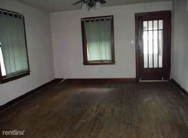 Building Photo - 2 br, 1 bath House - 1216 S Central Ave