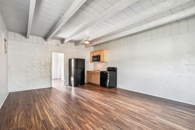 Foto del edificio - 905 E 124th Ave