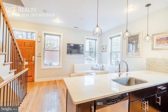 Foto del edificio - 1001 S 18th St