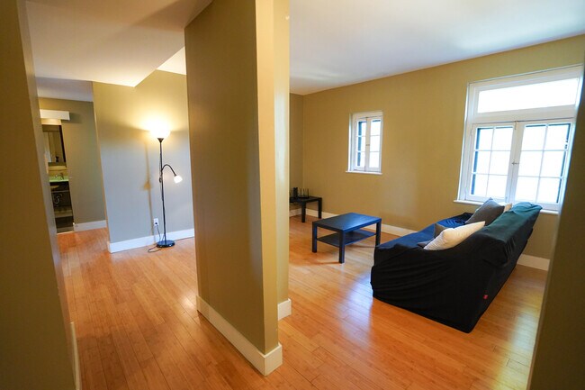 Foto del edificio - 615 Westgate Ave