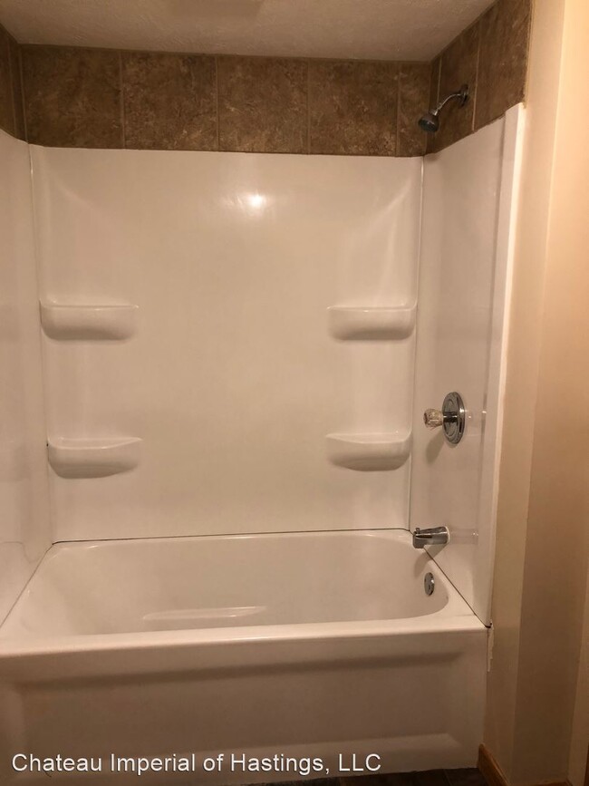 Foto del edificio - 3 br, 1 bath House - 210 Wst 10th