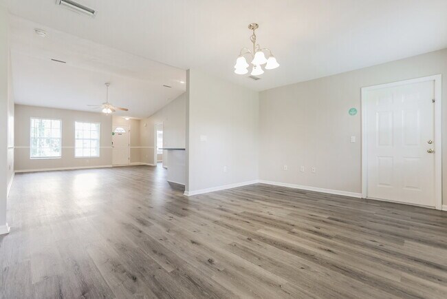 Foto del edificio - 5905 Humkey St