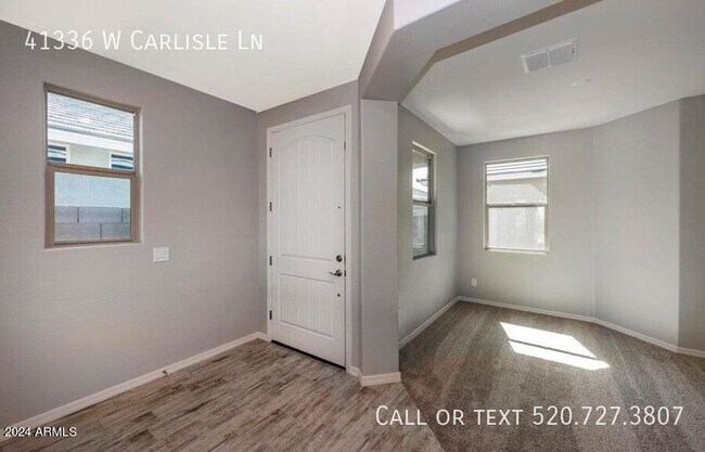 Foto del edificio - 41336 W Carlisle Ln