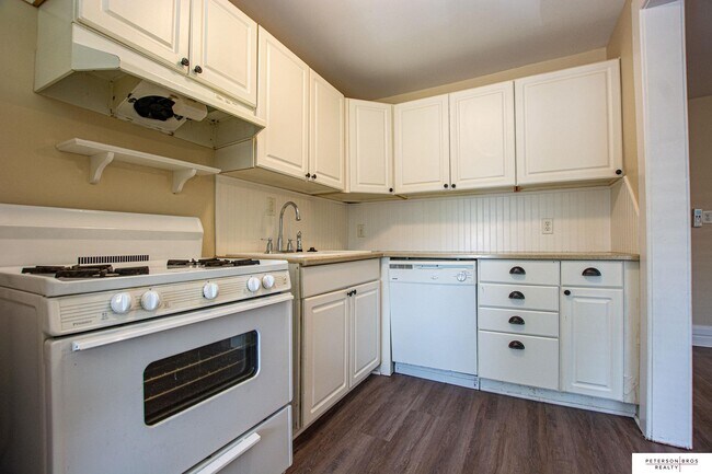 Foto del edificio - 1944 S 10th St