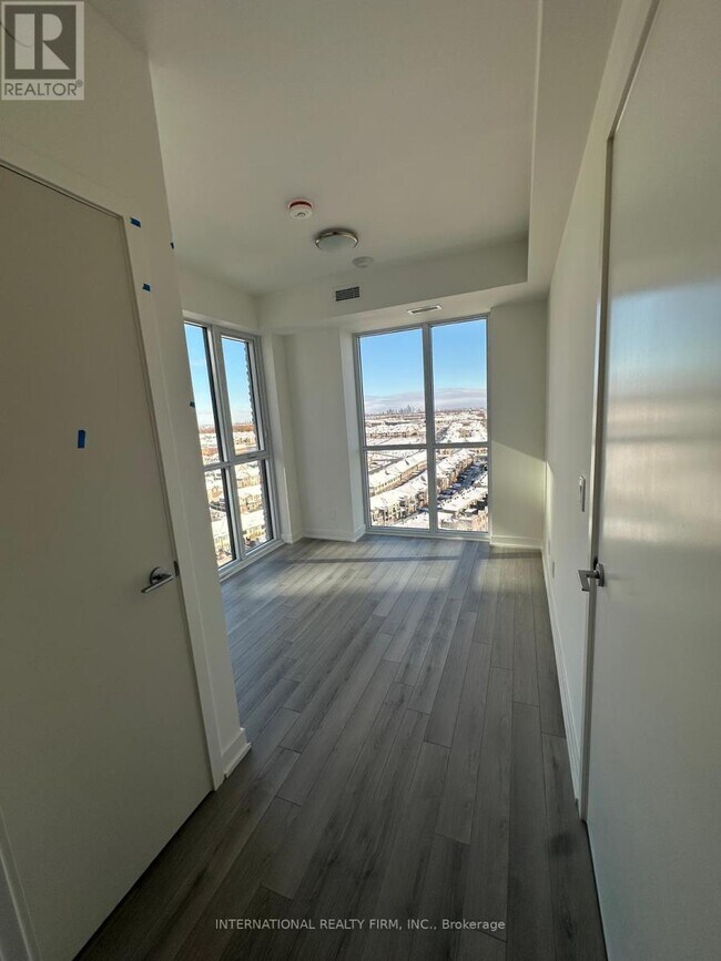 Photo du bâtiment - 3071 Trafalgar Rd