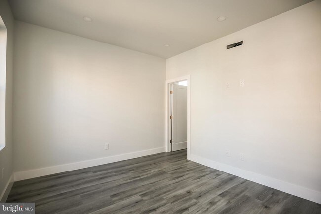 Foto del edificio - 537 N 35th St