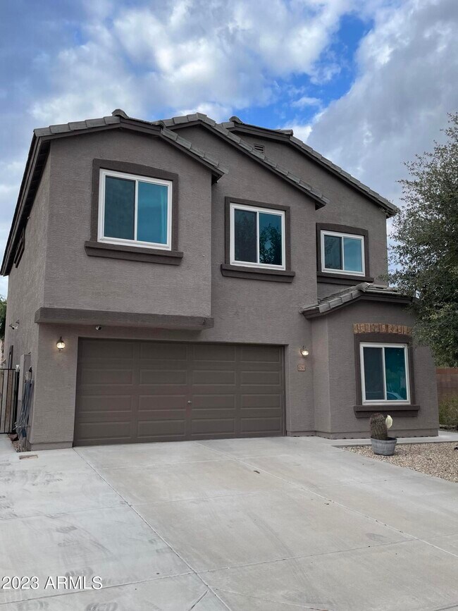 Building Photo - 17243 W Maui Ln