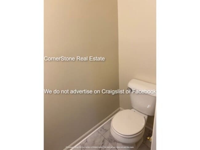 Building Photo - 422 Murray Fork Dr