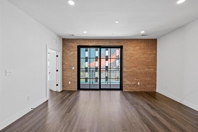 Foto del edificio - 4315 S Congress Ave