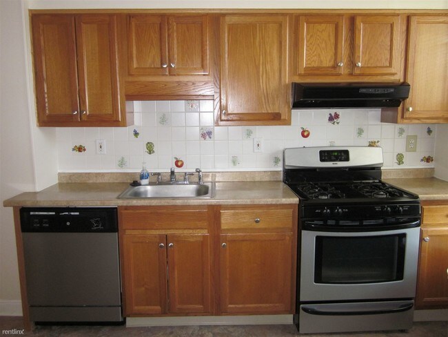 Foto del edificio - 3 br, 1 bath House - 807 S Eaton St
