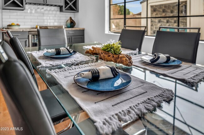 Foto del edificio - 8335 E Weldon Ave