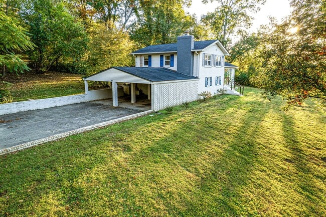 Photo - 2601 Baugh Rd House