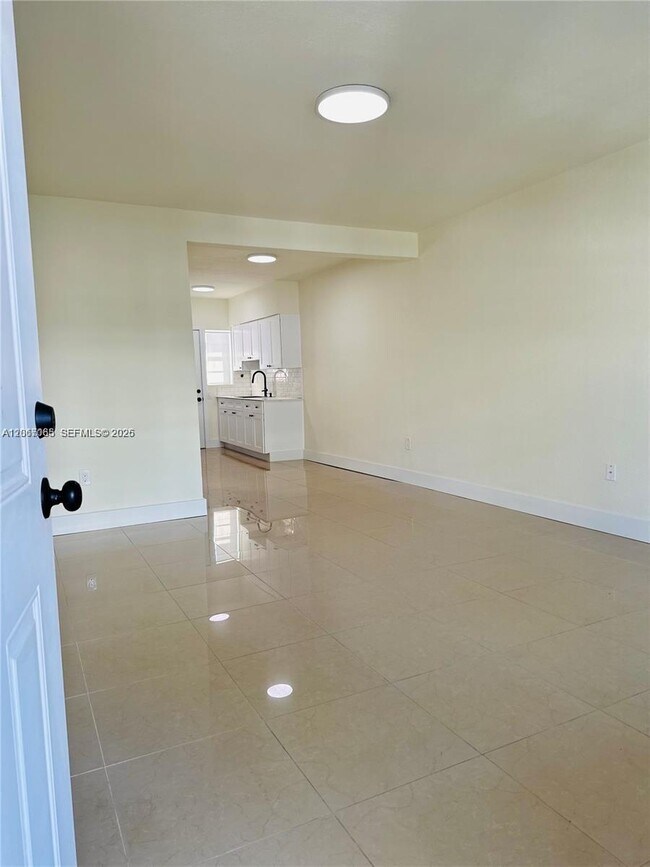 Building Photo - 8080 Tatum Waterway Dr