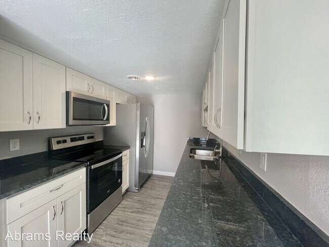 Foto del edificio - 3 br, 2.5 bath House - 4021 Holly Cove Drive