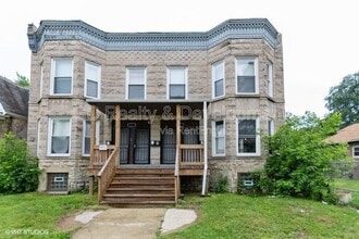 Building Photo - 7642 S Normal Ave