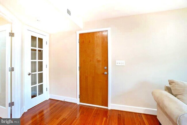 Foto del edificio - 610 Jefferson St NW