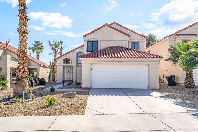 Building Photo - 2717 Lovington Dr
