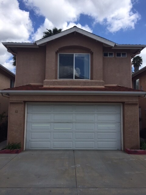 Primary Photo - 547 Hart Dr