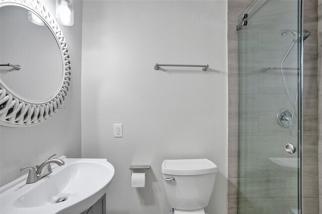 Foto del edificio - 3800 SW 58th Terrace