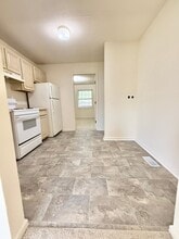 Building Photo - 102 Carter Sells Rd