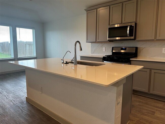 Building Photo - 1134 Della Ln