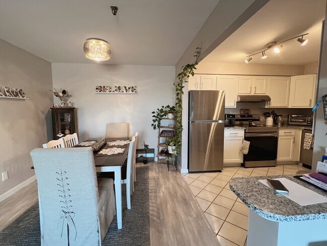 Building Photo - 376 Ocean Ave