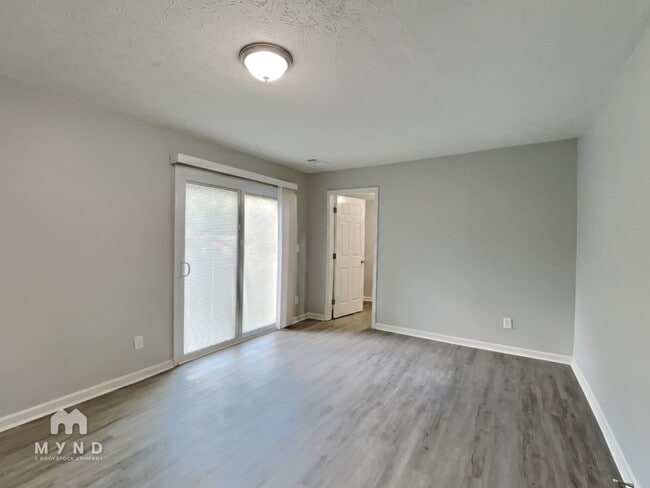 Foto del edificio - 7313 Penland Dr