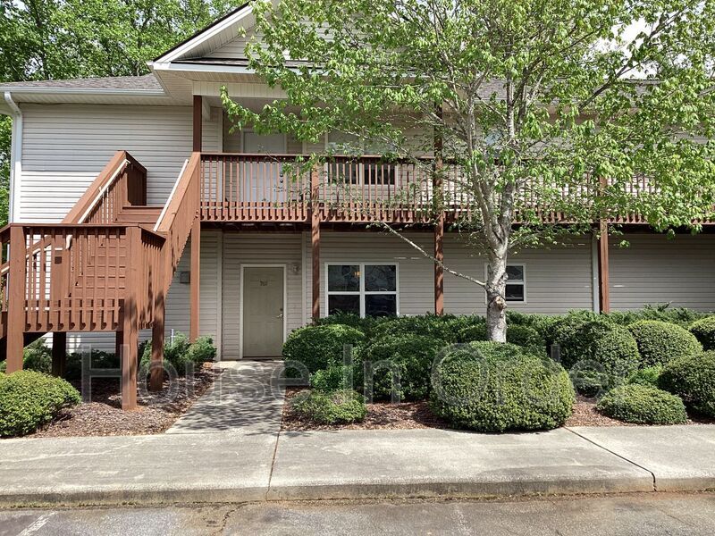 Primary Photo - 703 Olde Covington Way