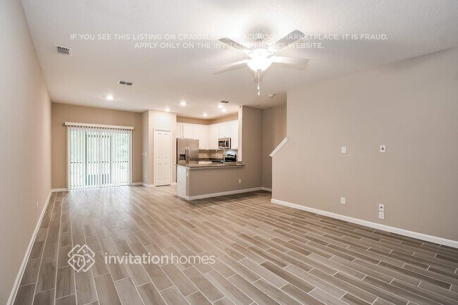 Foto del edificio - 617 Cherry Ridge Dr
