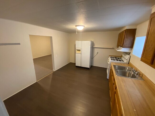 Foto del edificio - 515 E 32nd St