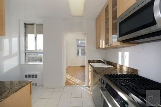 Foto del edificio - WEST END AVENUE